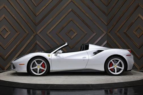 2018 Ferrari 488 Spider Base