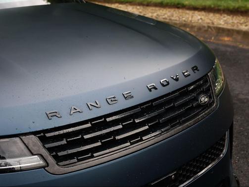 Blue Nebula in Matte 2025 Land Rover Range Rover Sport P635 SV Edition Two