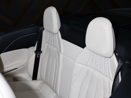 Cirrus Silver Metallic 2026 Mercedes-Benz CLE 450 4MATIC
