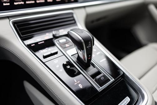 2023 Porsche Panamera Turbo S