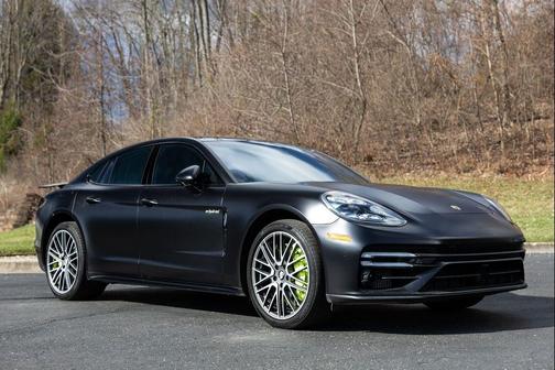 2023 Porsche Panamera Turbo S