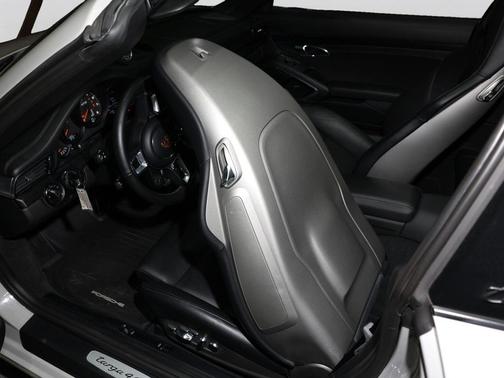 Chalk 2019 Porsche 911 Targa 4 GTS