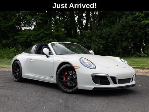 Chalk 2019 Porsche 911 Targa 4 GTS