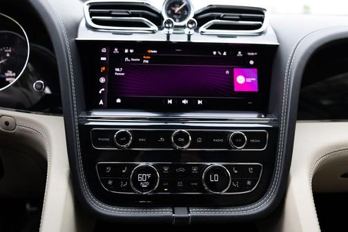 Black 2021 Bentley Bentayga V8