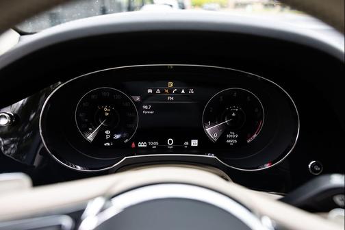 Black 2021 Bentley Bentayga V8