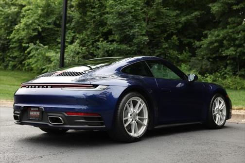 2022 Porsche 911 Carrera