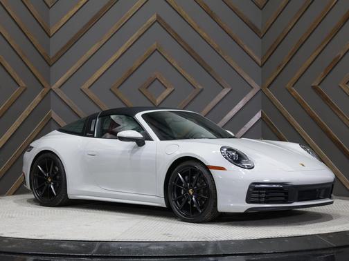 2021 Porsche 911 Targa 4