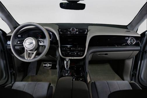 2022 Bentley Bentayga V8