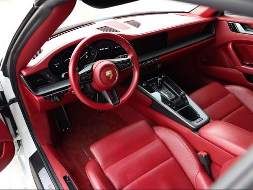 2021 Porsche 911 Targa 4