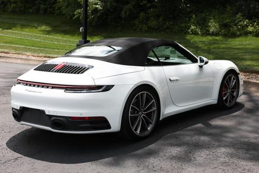 2023 Porsche 911 Carrera 4S Cabriolet