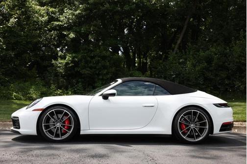 2023 Porsche 911 Carrera 4S Cabriolet