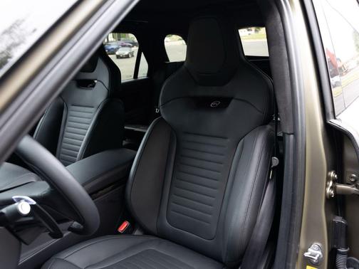 Carbon Bronze SV Bespoke Ultra Metallic Satin 2024 Land Rover Range Rover Sport SV Edition One Carbon Bronze