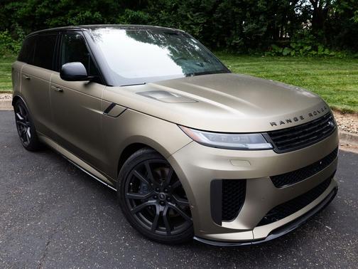 Carbon Bronze SV Bespoke Ultra Metallic Satin 2024 Land Rover Range Rover Sport SV Edition One Carbon Bronze