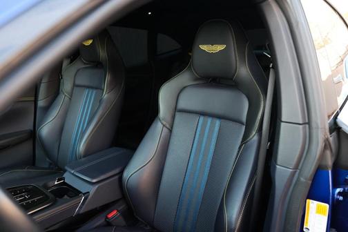 2025 Aston Martin DBX 707