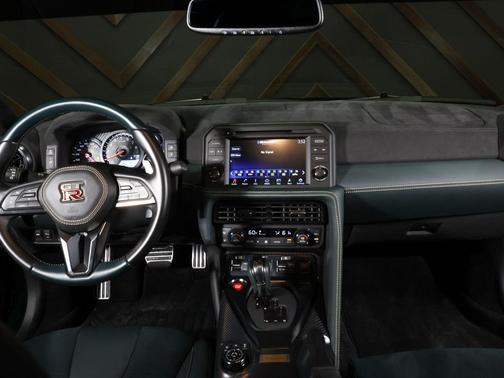 Midnight Purple 2021 Nissan GT-R T-spec Dual-clutch 6-Speed Transmission