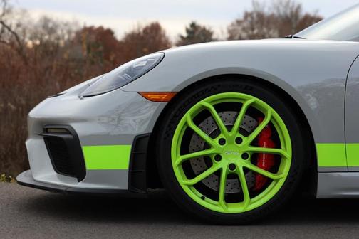 2021 Porsche 718 Cayman GT4