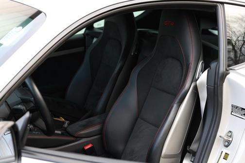 2021 Porsche 718 Cayman GT4