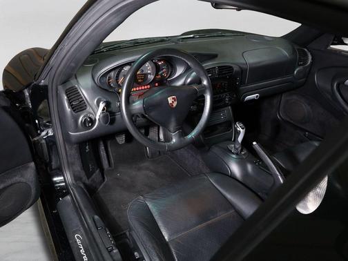 2003 Porsche 911 Carrera