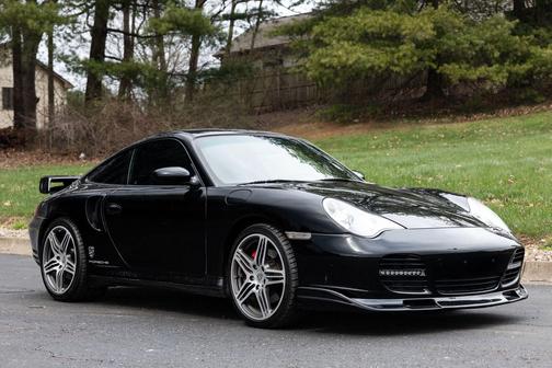 2003 Porsche 911 Carrera 4S