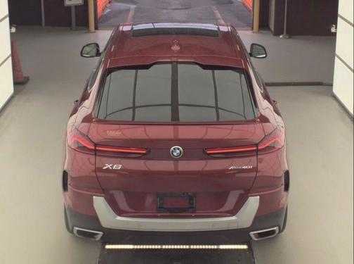 2022 BMW X6 xDrive40i