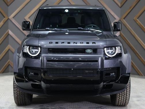 2022 Land Rover Defender 90 X-Dynamic S
