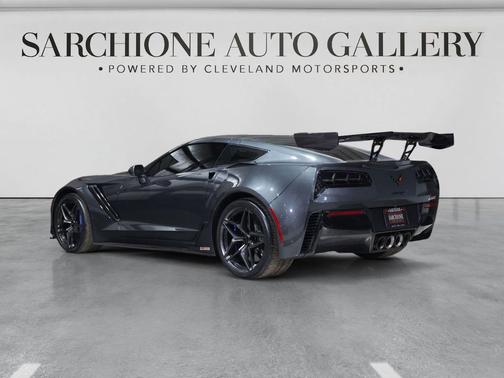 Watkins Glen Gray Metallic 2019 Chevrolet Corvette ZR1