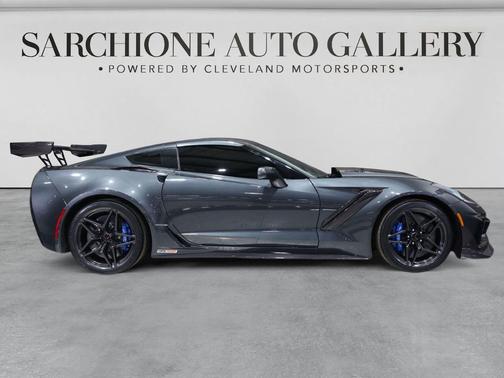 Watkins Glen Gray Metallic 2019 Chevrolet Corvette ZR1