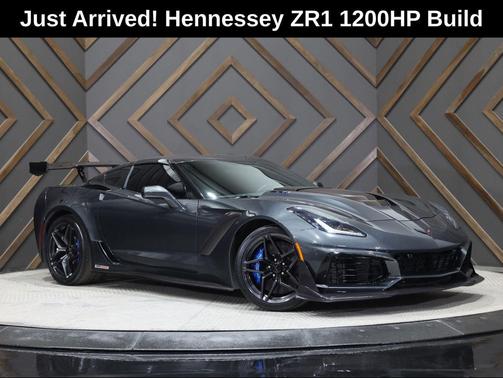 Watkins Glen Gray Metallic 2019 Chevrolet Corvette ZR1