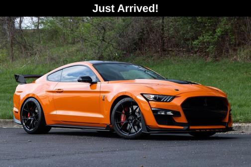 2021 Ford Shelby GT500 Base