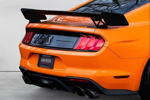 Twister Orange Tri-Coat 2021 Ford Shelby GT500 Base