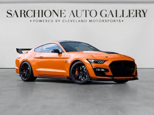 Twister Orange Tri-Coat 2021 Ford Shelby GT500 Base