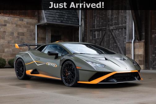 2022 Lamborghini Huracan STO Coupe