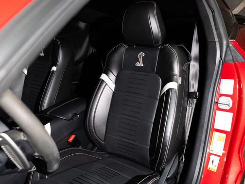Rapid Red Metallic Tinted Clearcoat 2022 Ford Shelby GT500 Base