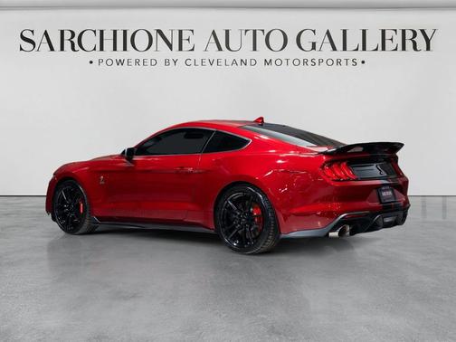 Rapid Red Metallic Tinted Clearcoat 2022 Ford Shelby GT500 Base
