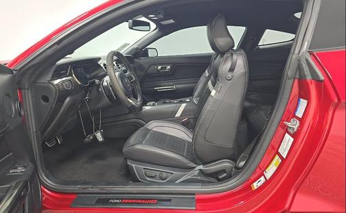 Rapid Red Metallic Tinted Clearcoat 2022 Ford Shelby GT500 Base