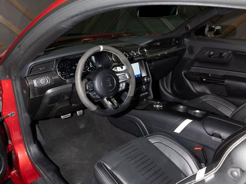Rapid Red Metallic Tinted Clearcoat 2022 Ford Shelby GT500 Base
