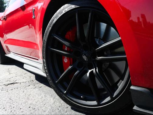 Rapid Red Metallic Tinted Clearcoat 2022 Ford Shelby GT500 Base