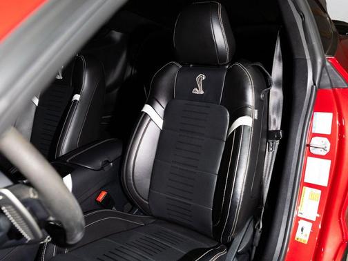 Rapid Red Metallic Tinted Clearcoat 2022 Ford Shelby GT500 Base