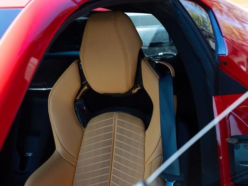 2020 Chevrolet Corvette Stingray w/3LT