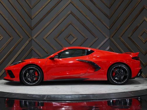 2020 Chevrolet Corvette Stingray w/3LT