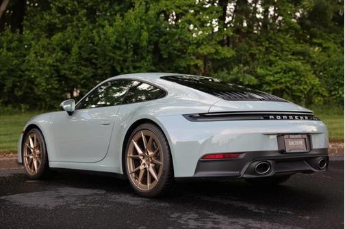 2025 Porsche 911 Carrera