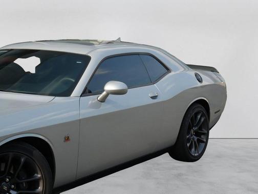 Triple Nickel Clearcoat 2023 Dodge Challenger R/T Scat Pack