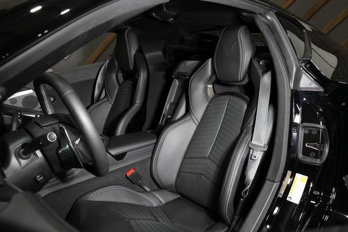 2021 Chevrolet Corvette Stingray w/2LT