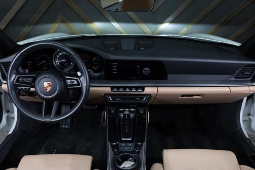 2024 Porsche 911 Carrera