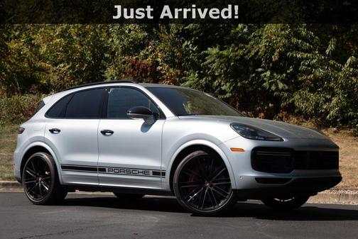 2022 Porsche Cayenne Turbo