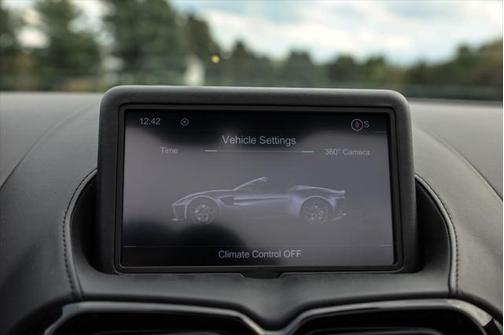 2022 Aston Martin Vantage Roadster
