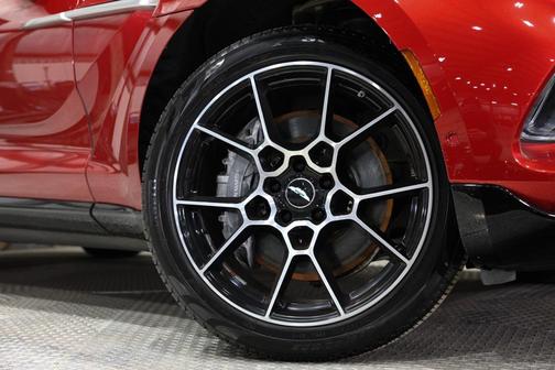 2021 Aston Martin DBX 