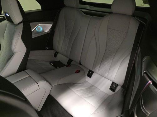 2025 BMW M8 Competition