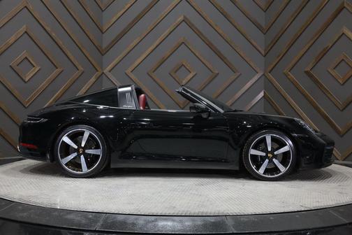 2021 Porsche 911 Targa 4S