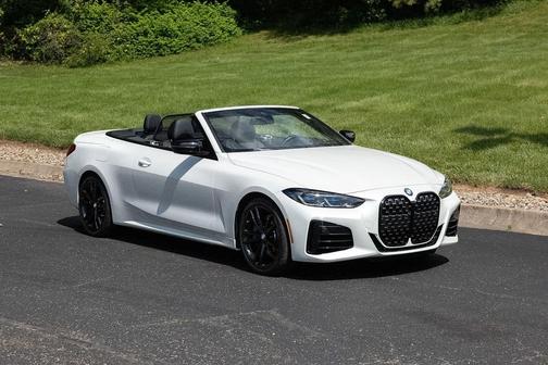 Mineral White Metallic 2022 BMW M440 i xDrive